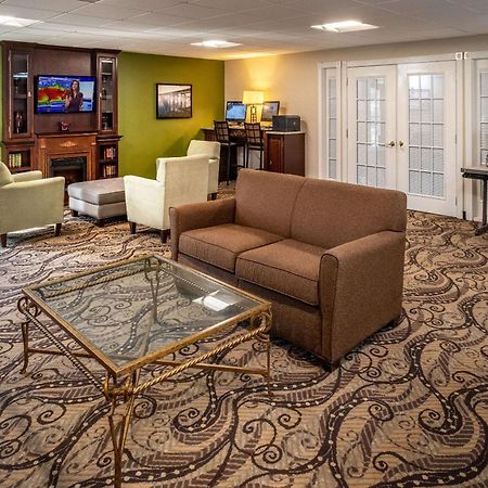 Best Western Huntington Mall Inn Barboursville Exterior foto