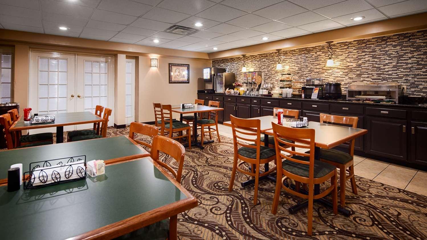 Best Western Huntington Mall Inn Barboursville Exterior foto