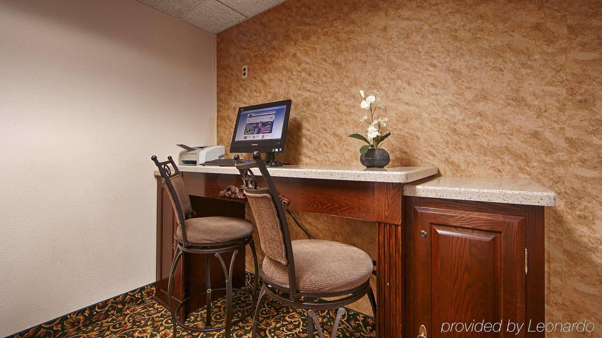 Best Western Huntington Mall Inn Barboursville Exterior foto